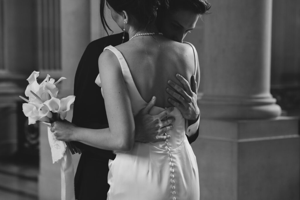 sf city hall bride and groom