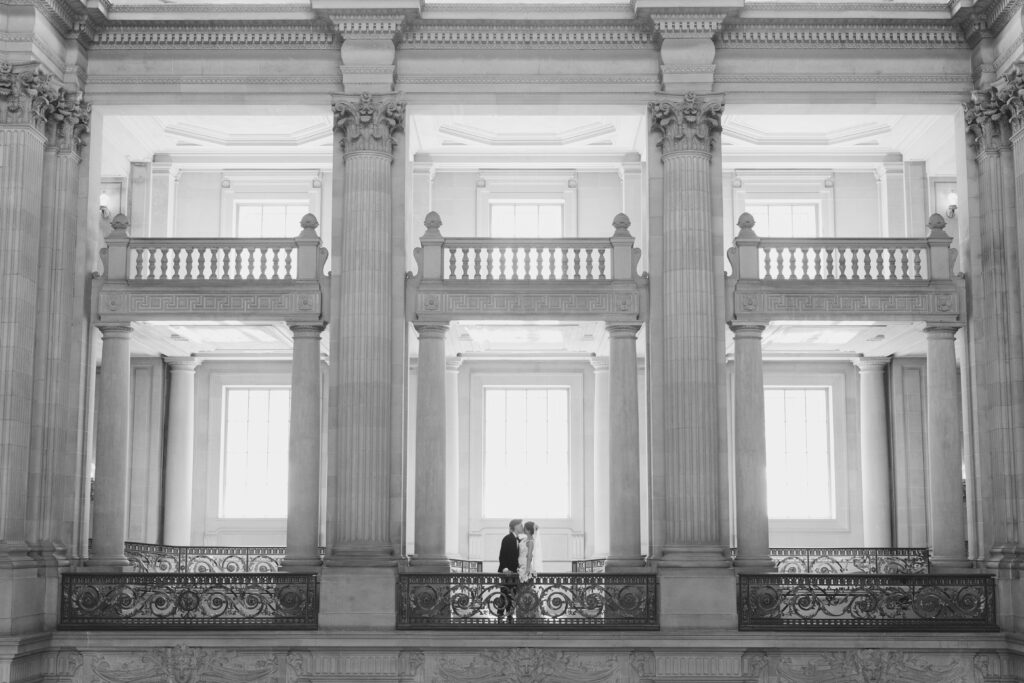 sf city hall bride and groom