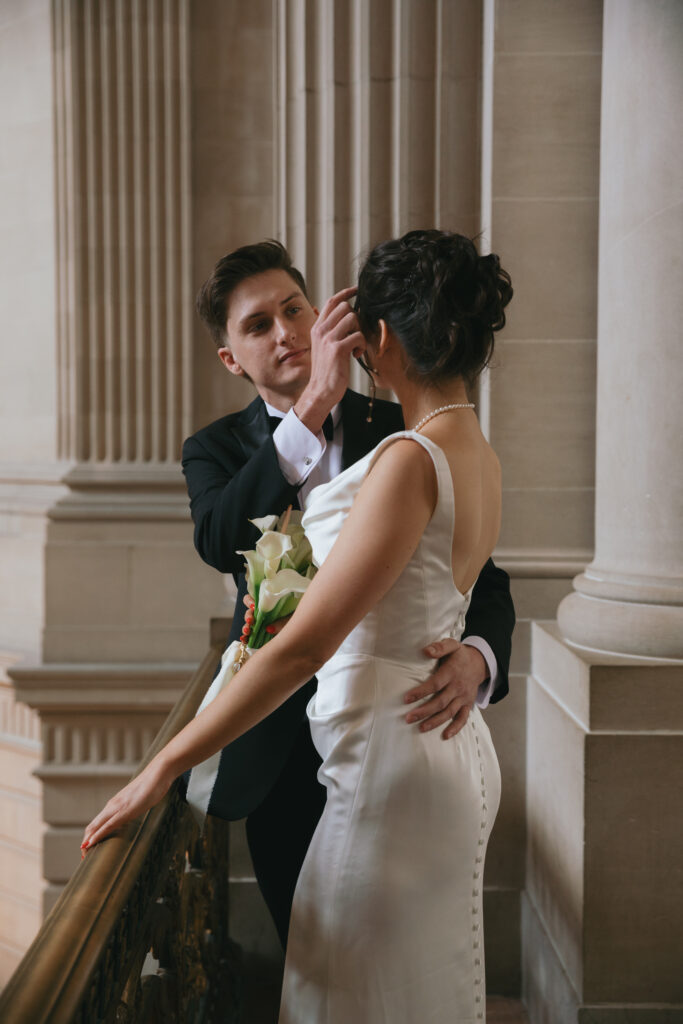 sf city hall bride and groom